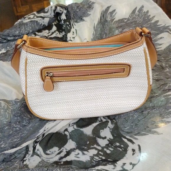 Handbag - Picture 2 of 5